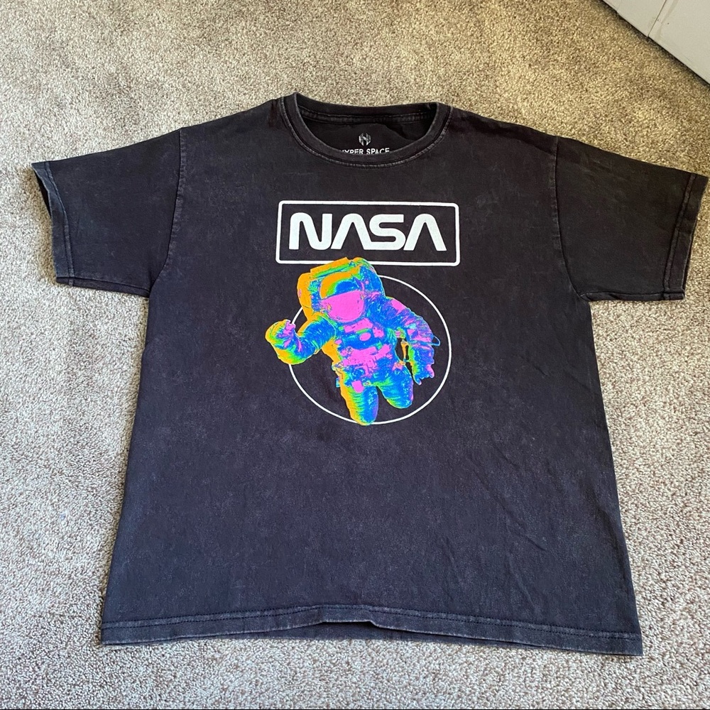 kids NASA short sleeved black weathered tee with neon space print size 14
